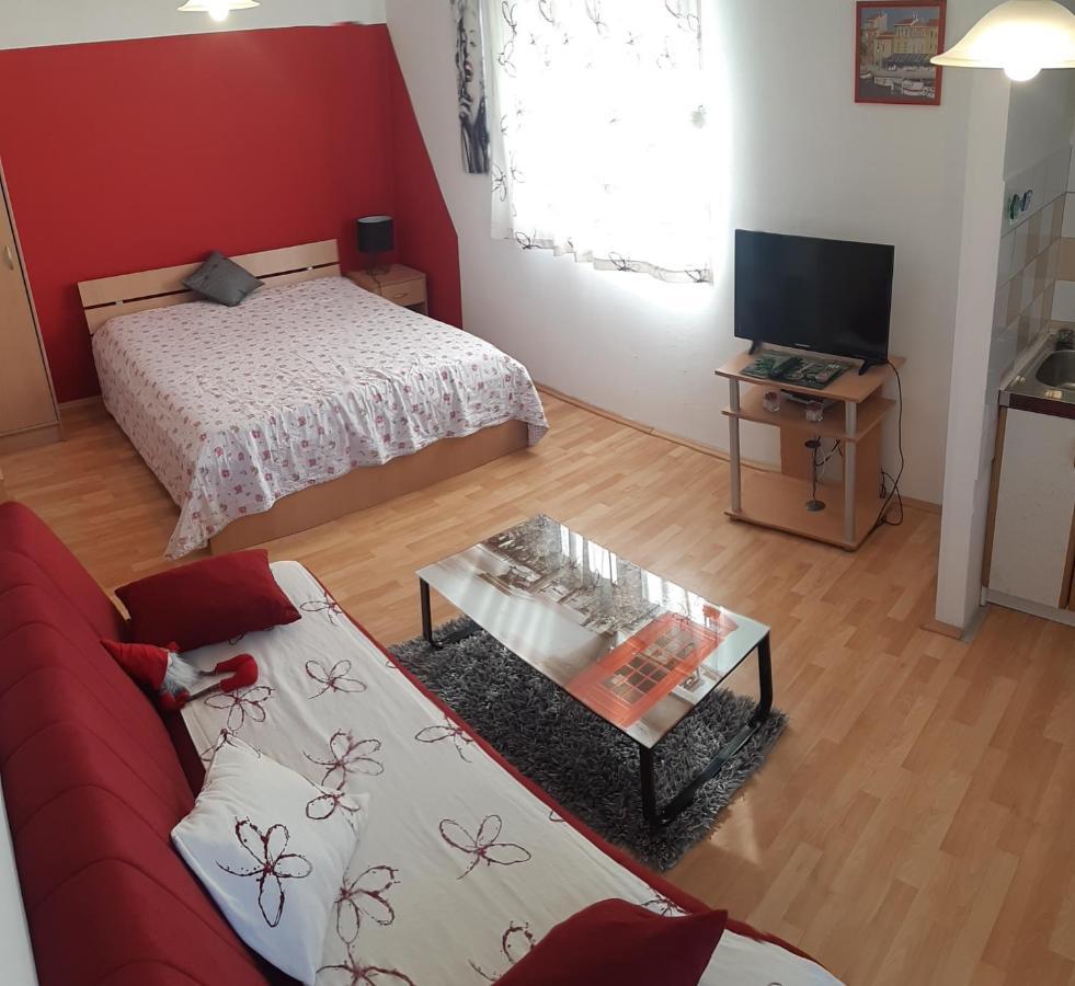 Apartments Lans Vodice Bagian luar foto