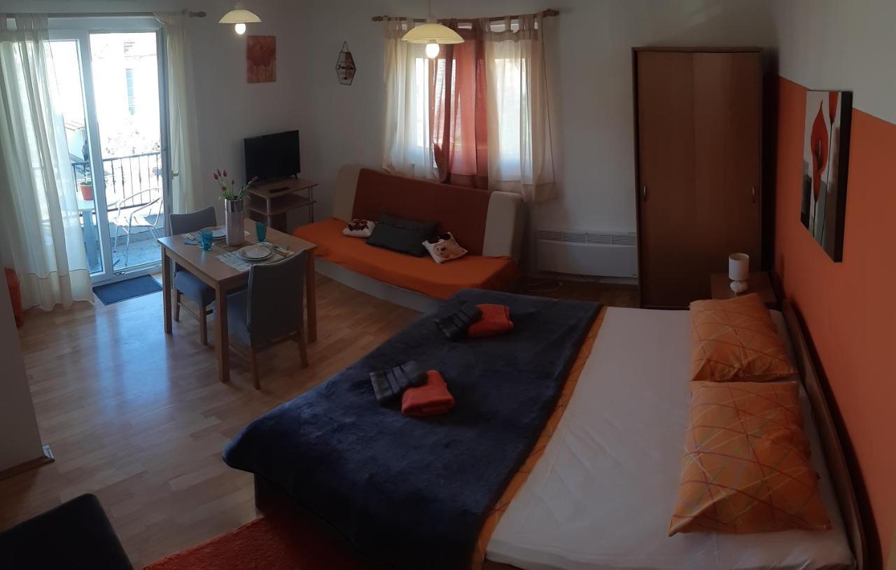Apartments Lans Vodice Bagian luar foto