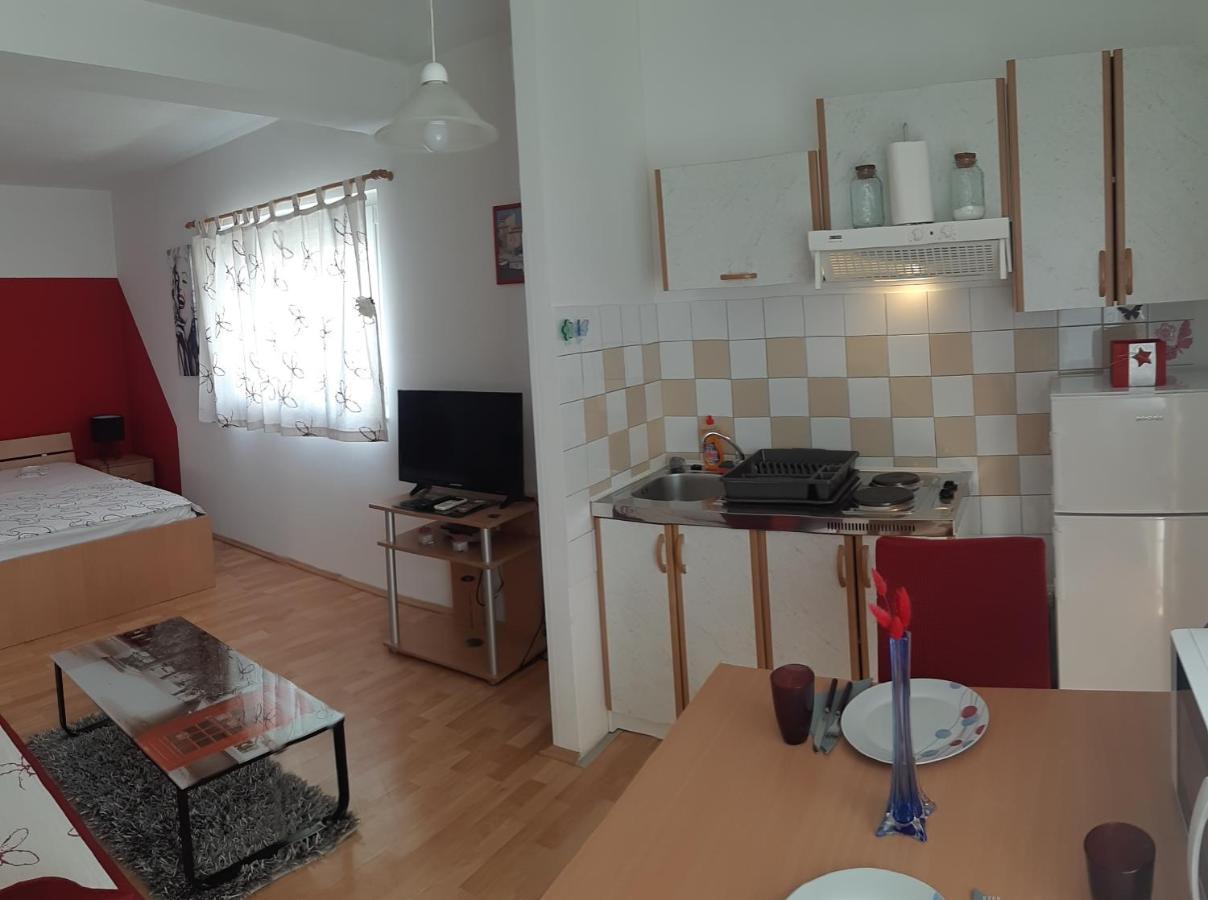 Apartments Lans Vodice Bagian luar foto