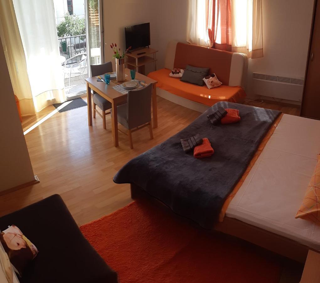 Apartments Lans Vodice Bagian luar foto