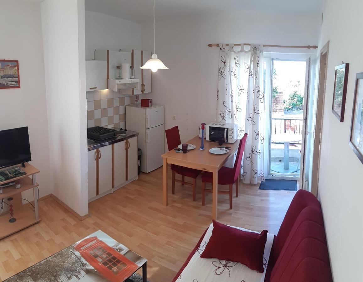 Apartments Lans Vodice Bagian luar foto