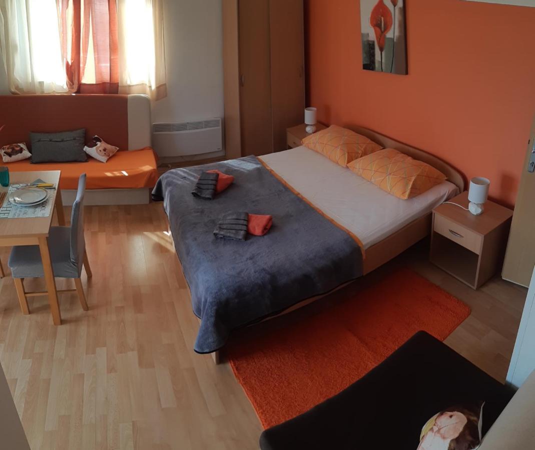 Apartments Lans Vodice Bagian luar foto