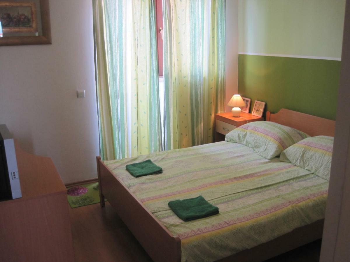 Apartments Lans Vodice Bagian luar foto
