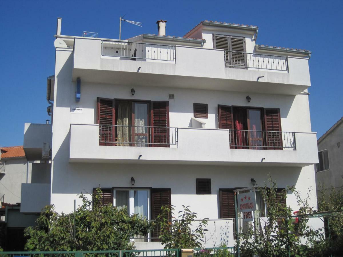 Apartments Lans Vodice Bagian luar foto