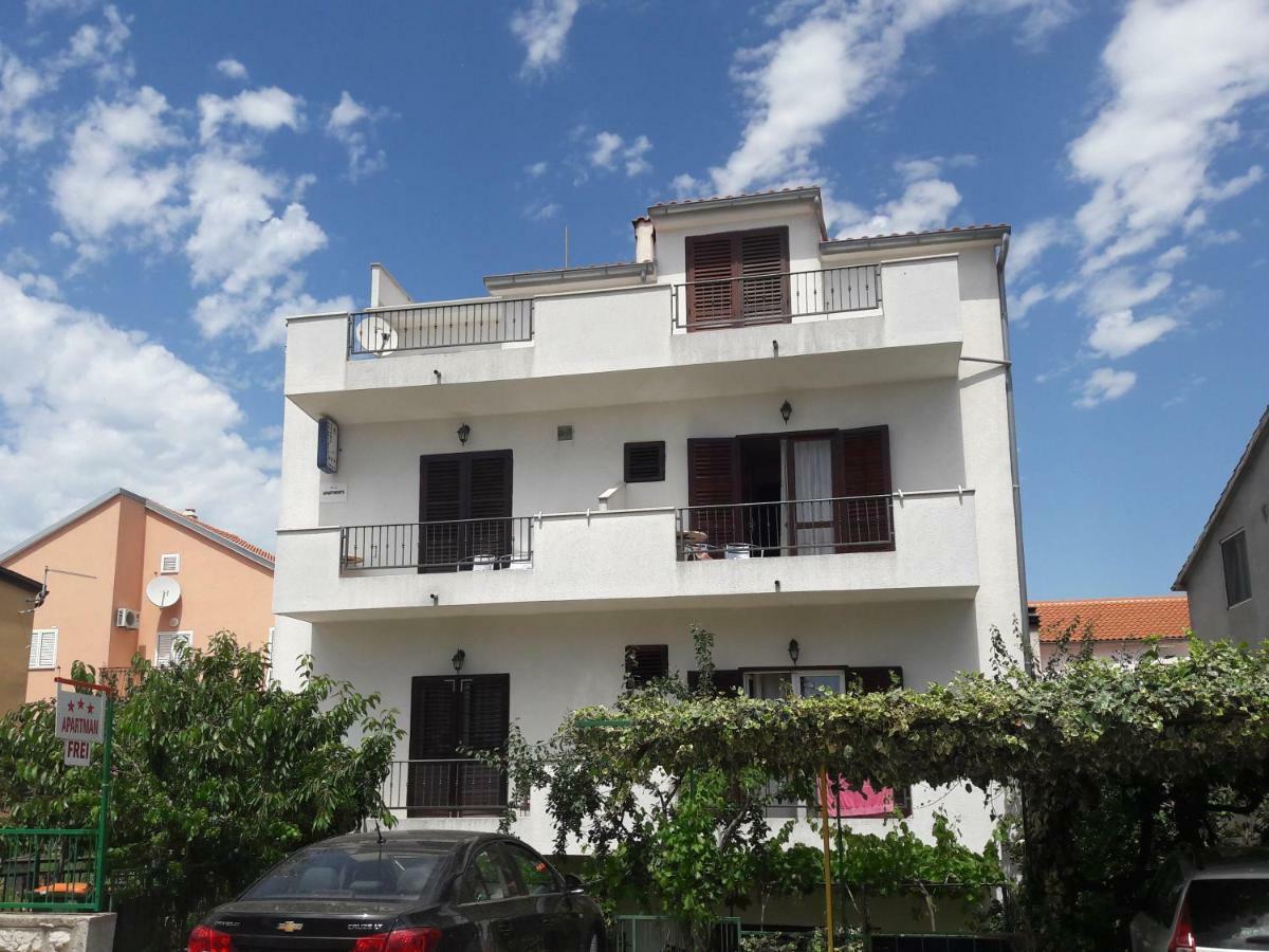 Apartments Lans Vodice Bagian luar foto