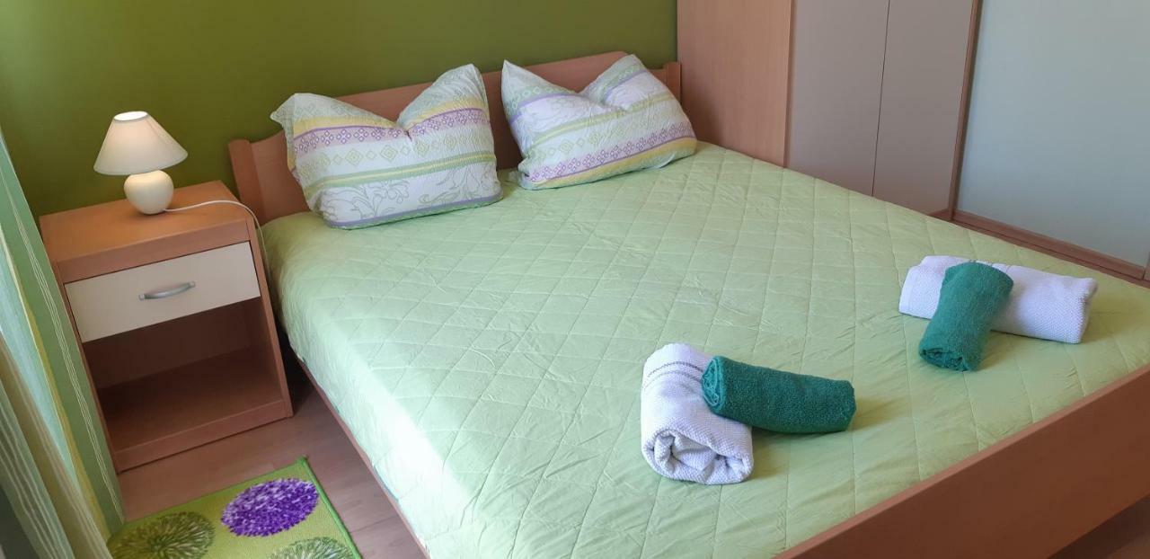 Apartments Lans Vodice Bagian luar foto